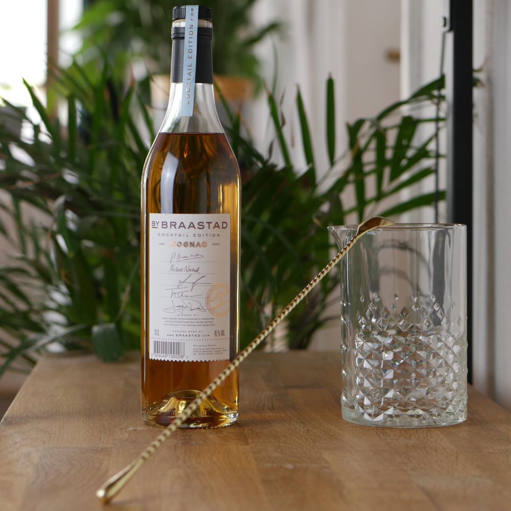 Bouteille de Braastad cognac - C'est une bouteille édition cocktail - avec un verre pour effectuer un cocktail